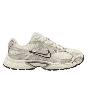W NIKE V5 RNR RUNNER